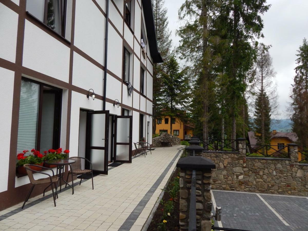 Aparthotel Феєрія Лісу Skhidnytsia Exterior foto